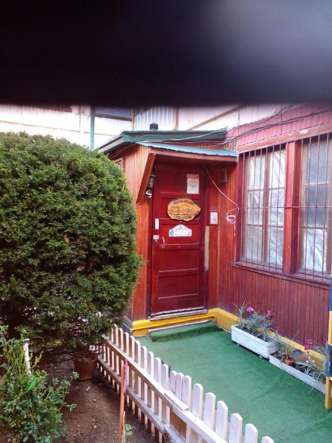 Alojamiento Familiar Rey Bed and Breakfast Punta Arenas Buitenkant foto