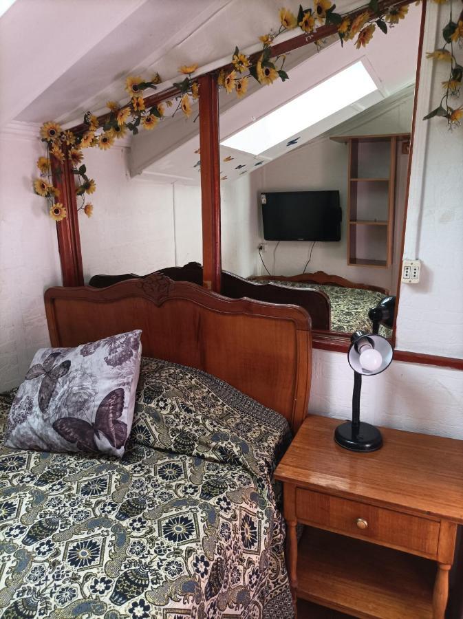 Alojamiento Familiar Rey Bed and Breakfast Punta Arenas Buitenkant foto